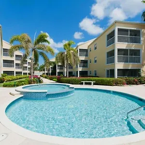 511 Regal Club - Heart Of Seven Mile , George Town Cayman Islands